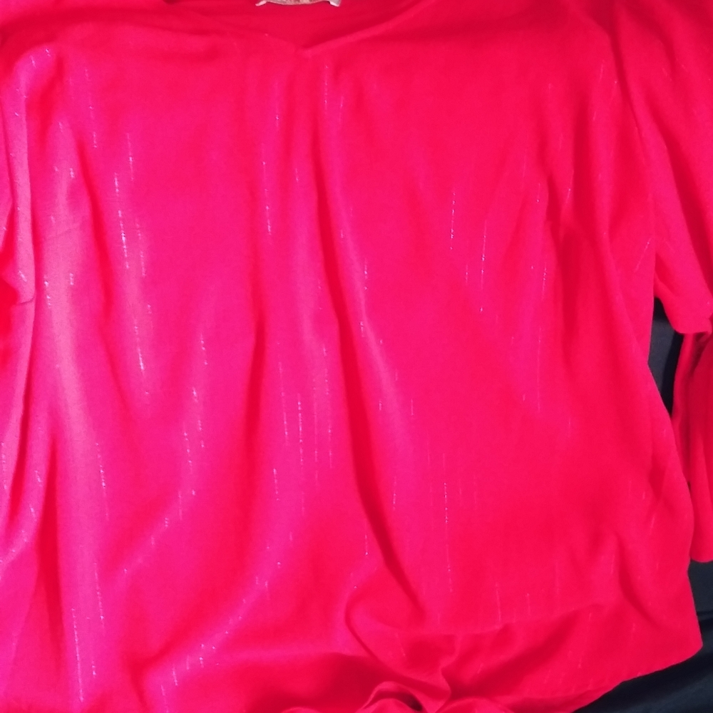 Women's red Valerie Stevens brand dress shirt size 2x quarter sleeves